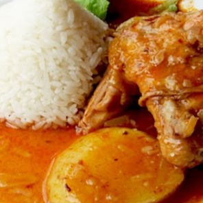Pollo al Horno con Papas Sancochadas