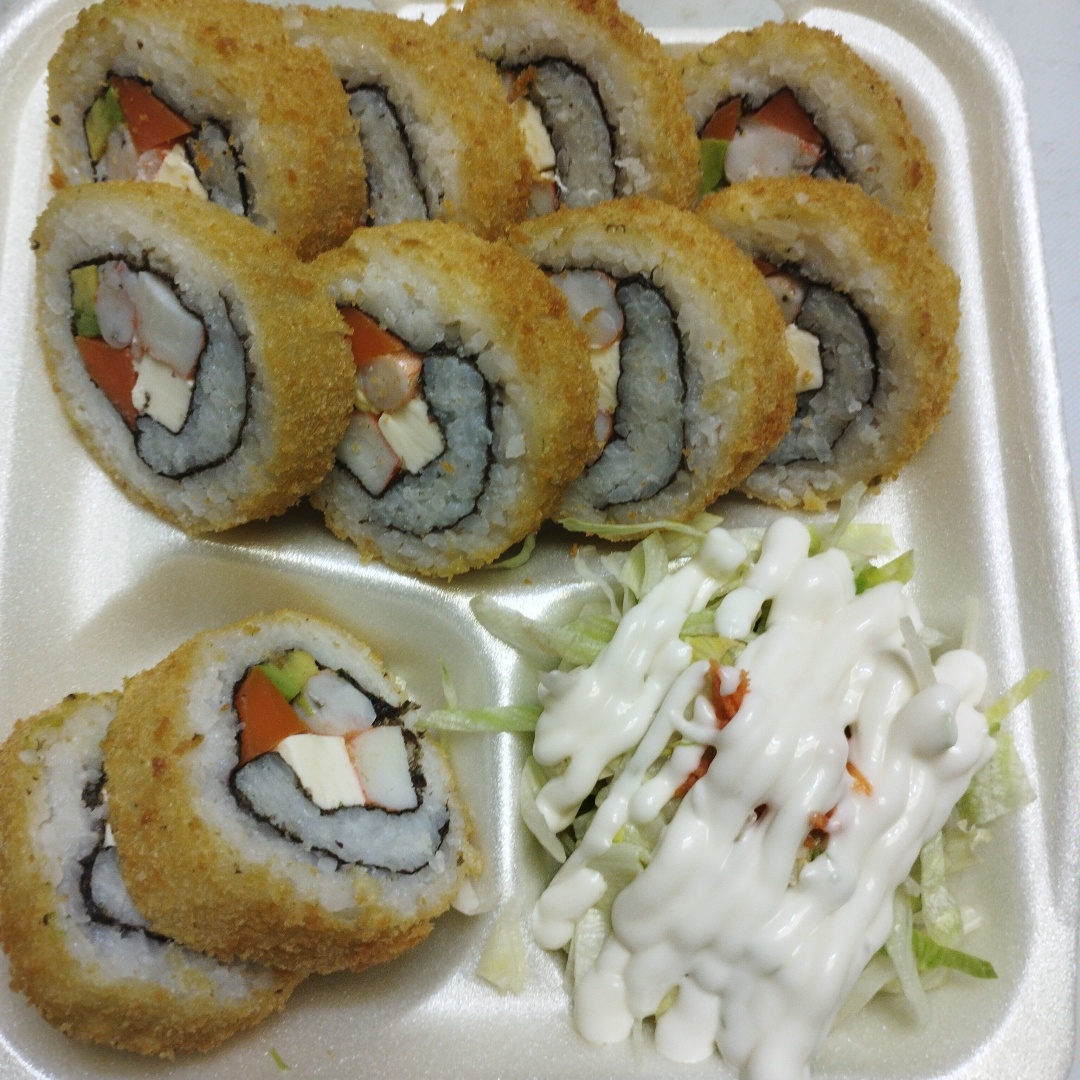 Sushi de Camarón con Surimi Frito
