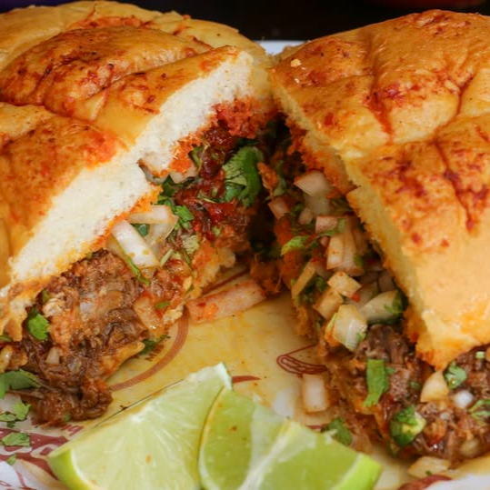 Lonche Especial Birria (C/Queso)