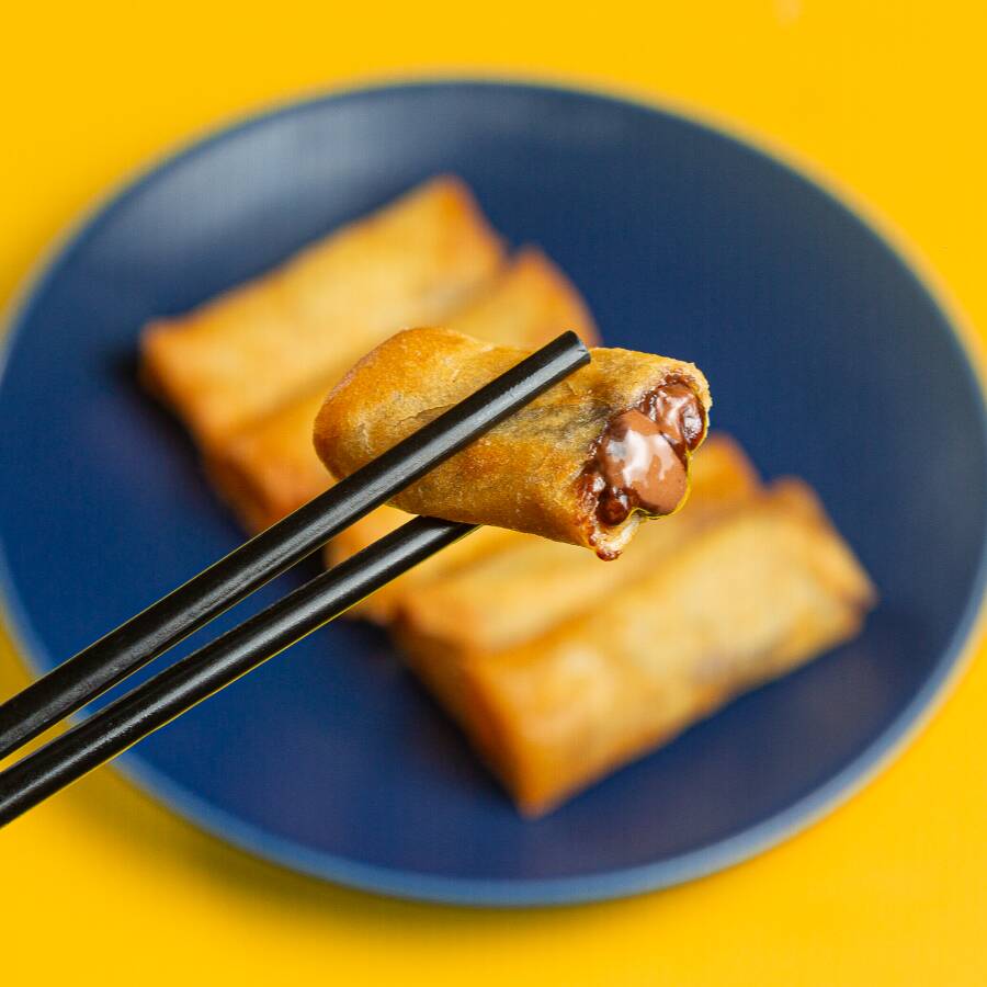 Obs: Envio Mediante A Solicitação. Na compra mínima de R$ 40,00 Grátis uma deliciosa sobremesa ,Harumaki Chocolate, especial 99 sushi sempre te impressionando!