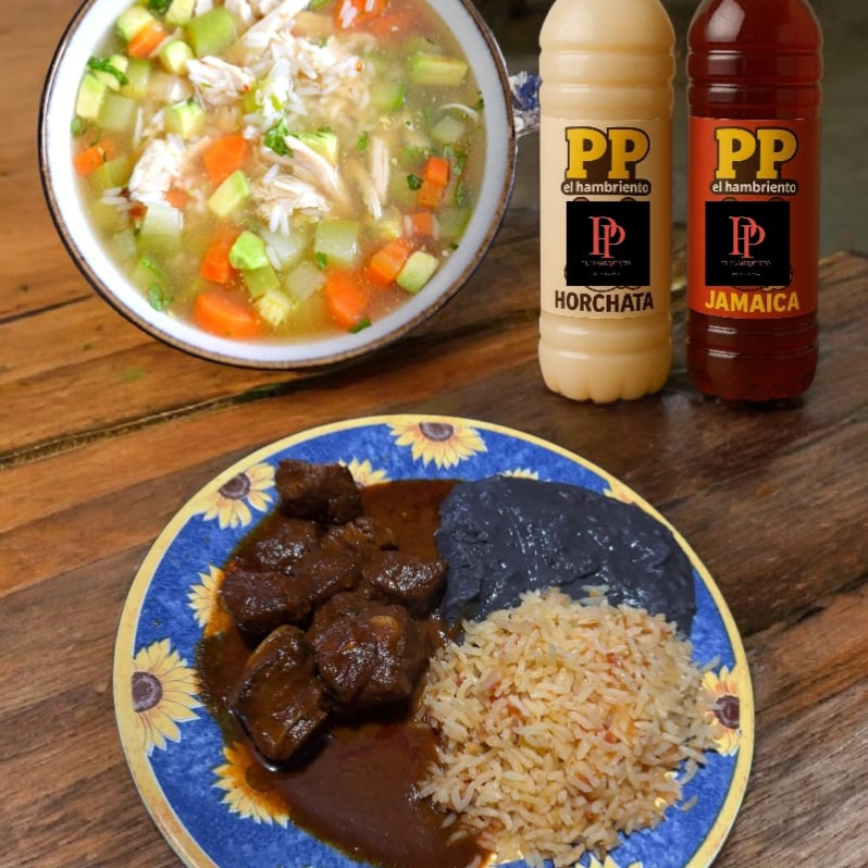 Costilla en salsa, consome y Agua