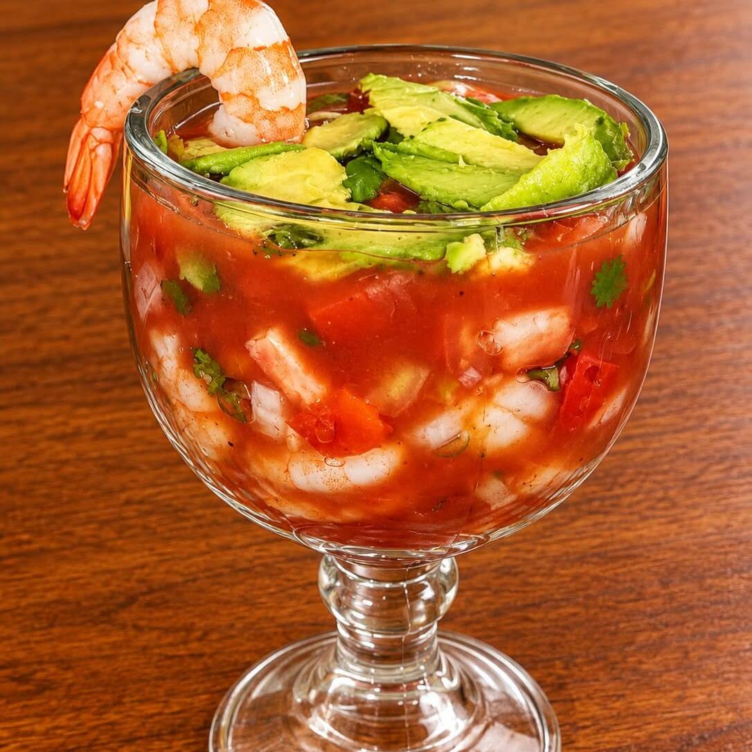 Coctel con Clamato Chabela