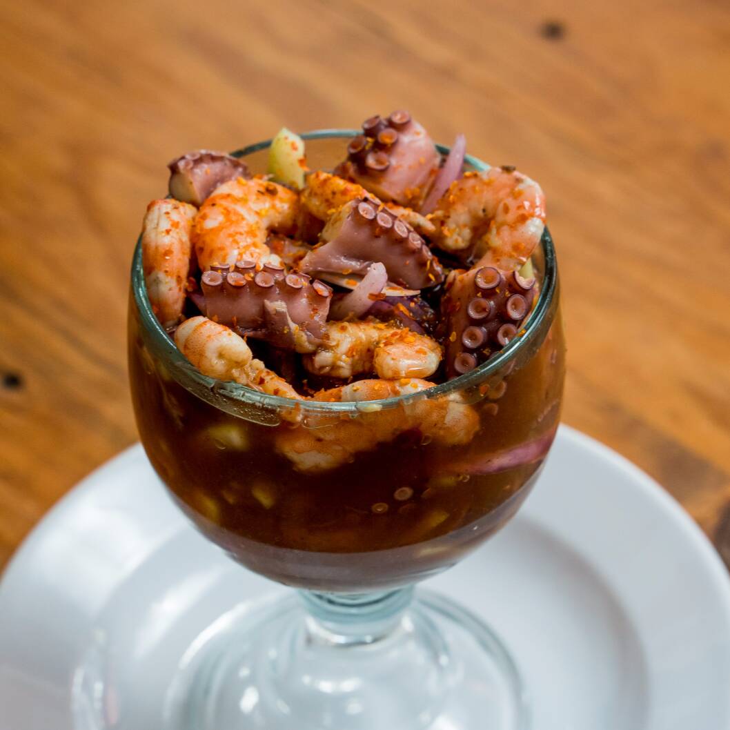 Coctel de Camaron cocido con pulpo