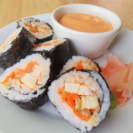 Uramaki Spacy Chicken Roll
