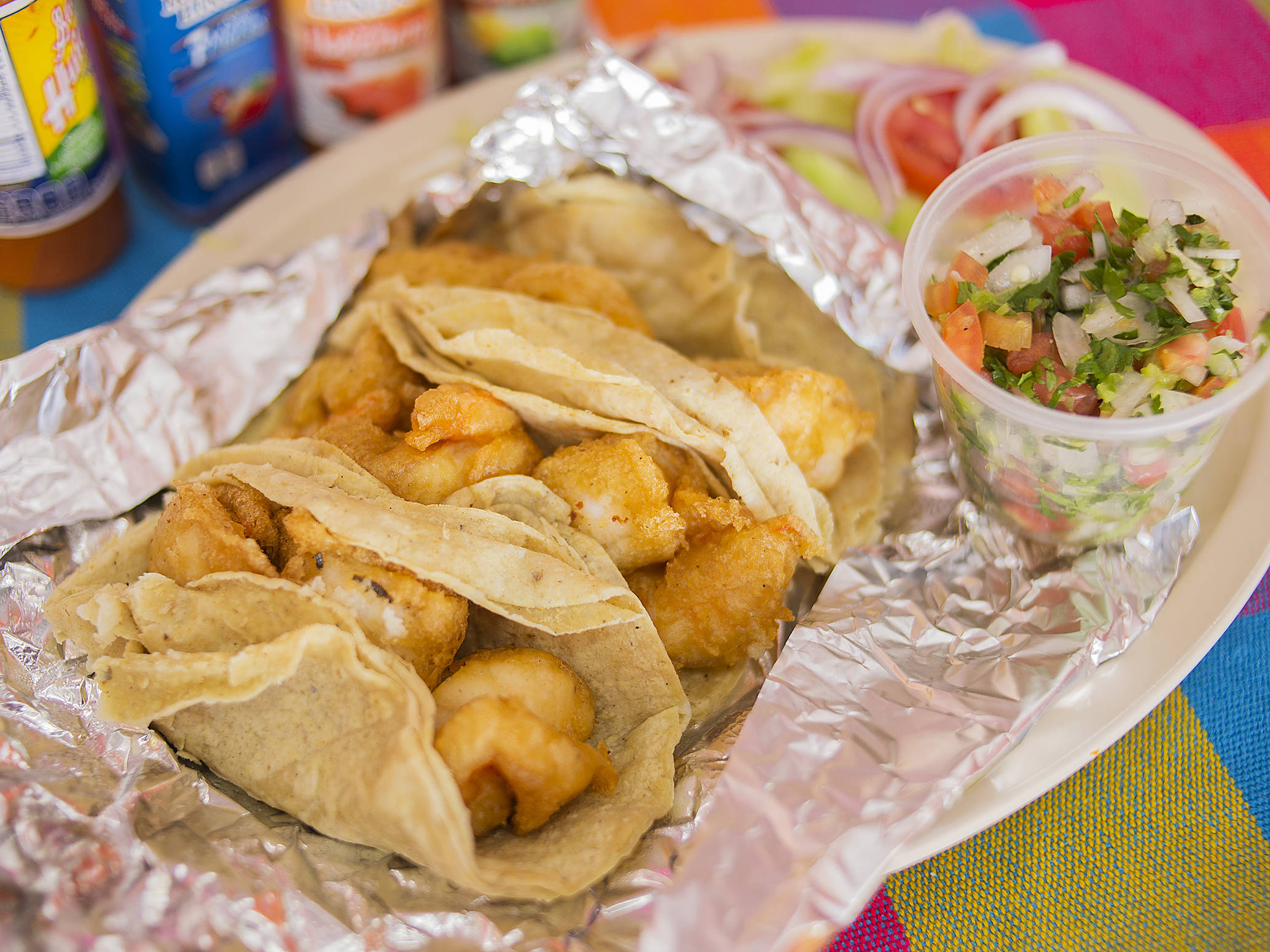 3 Tacos de Pescado + 1 Agua Fresca