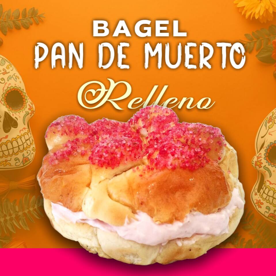 Bagel Pan de Muerto Relleno