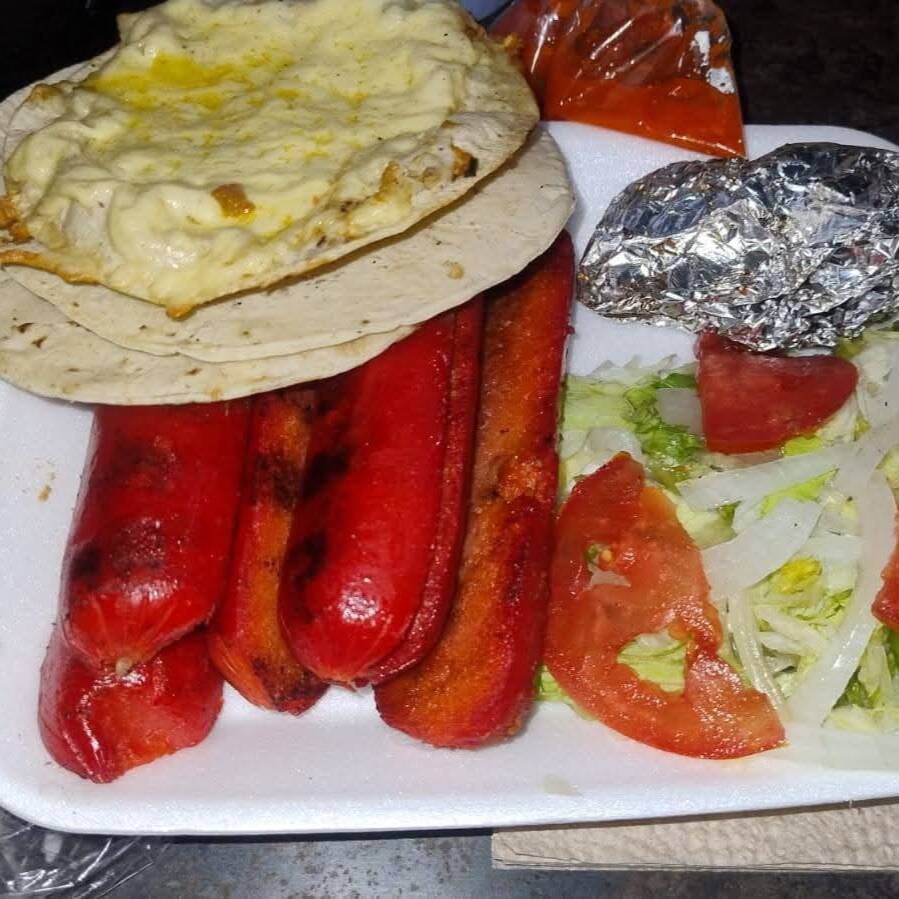 Orden De Salchichas Asadas