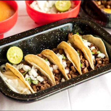 Orden de Tacos de Carne Asada con Queso