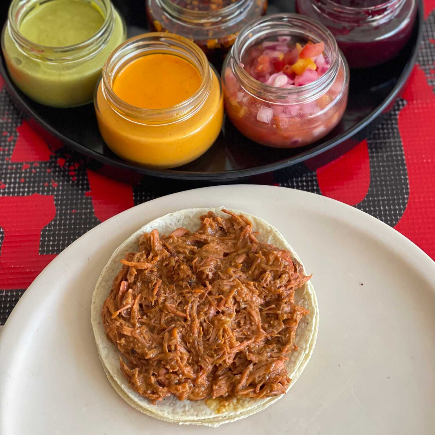 Taco doble de Cochinita Pibil