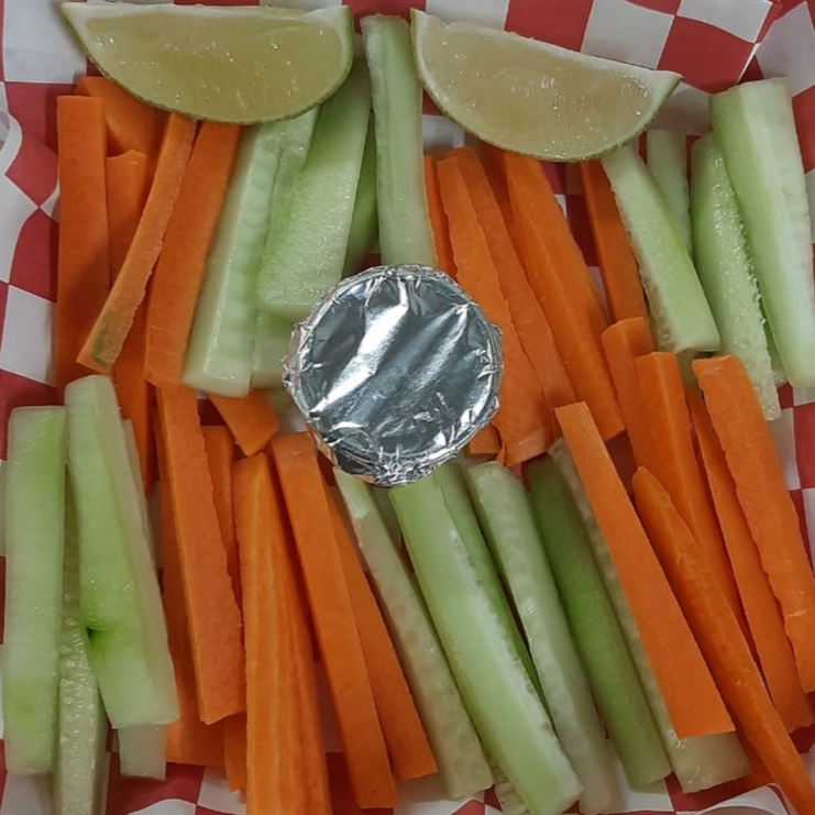 Palitos de apio, zanahoria y pepino