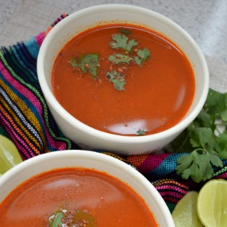 Consomé de Pozole Rojo 12 oz