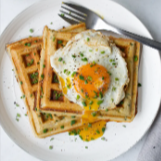 Wafles con Huevo