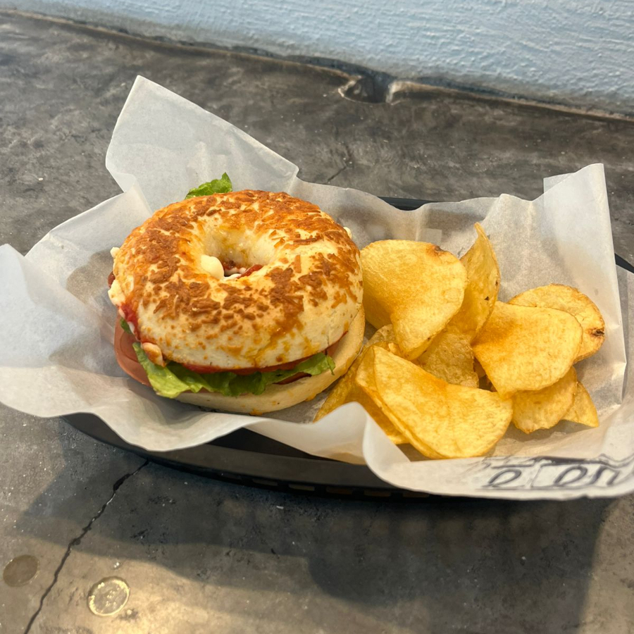 Bagel Especial con Papas