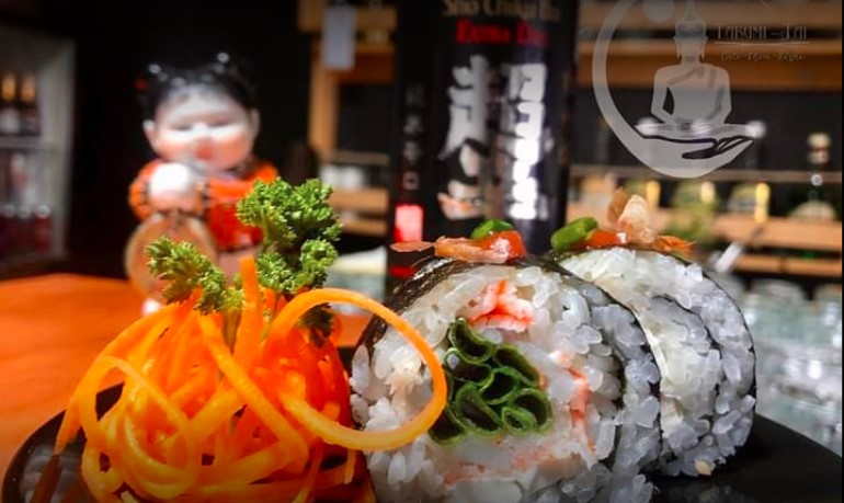 TAKUMI-TAI CHIAUTEMPAN ⛩️ SUSHI COMIDA ORIENTAL