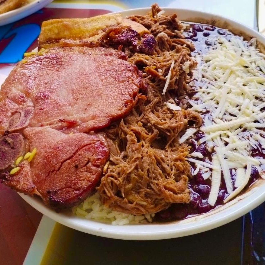 Pabellón con Chuleta Ahumada