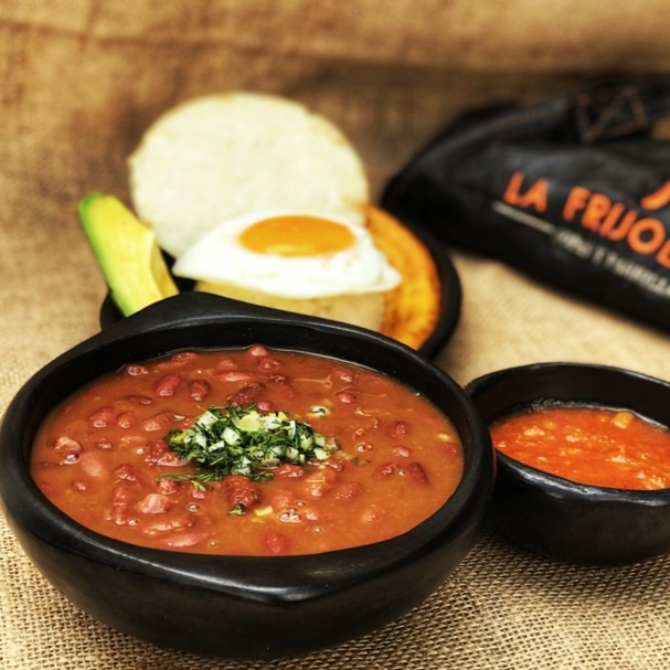 FRIJOLADA
