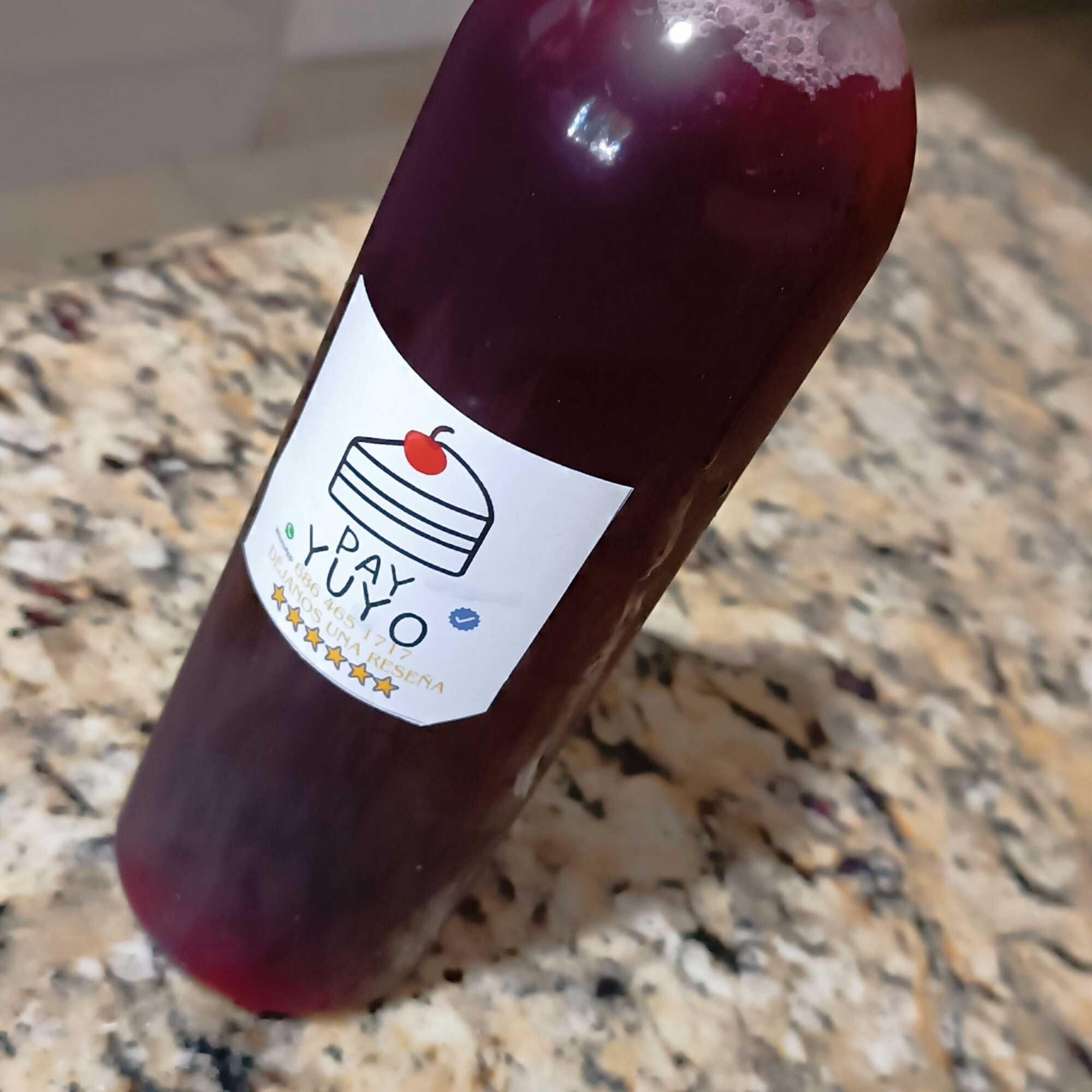 Agua de Jamaica En Vaso De 16 oz