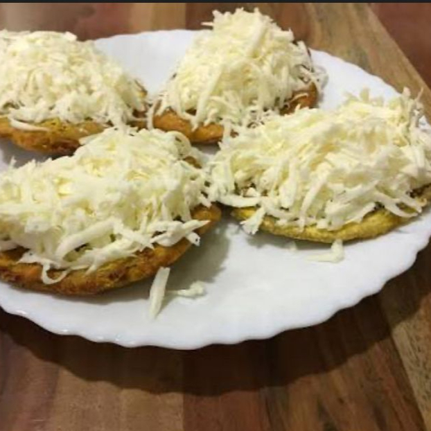 PATACON CON QUESO