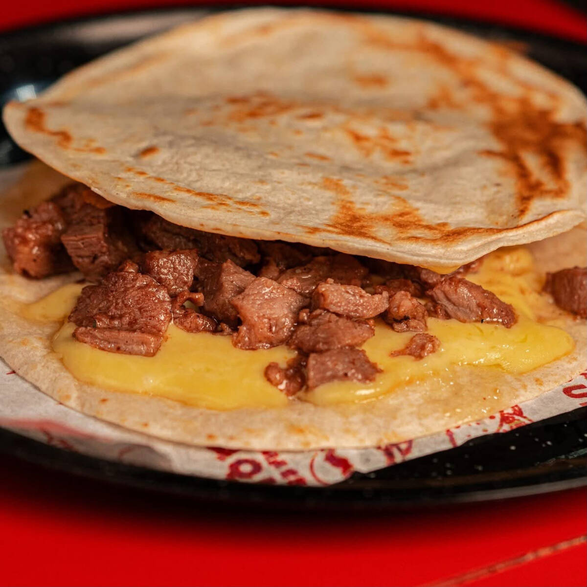 GRINGA BISTEC