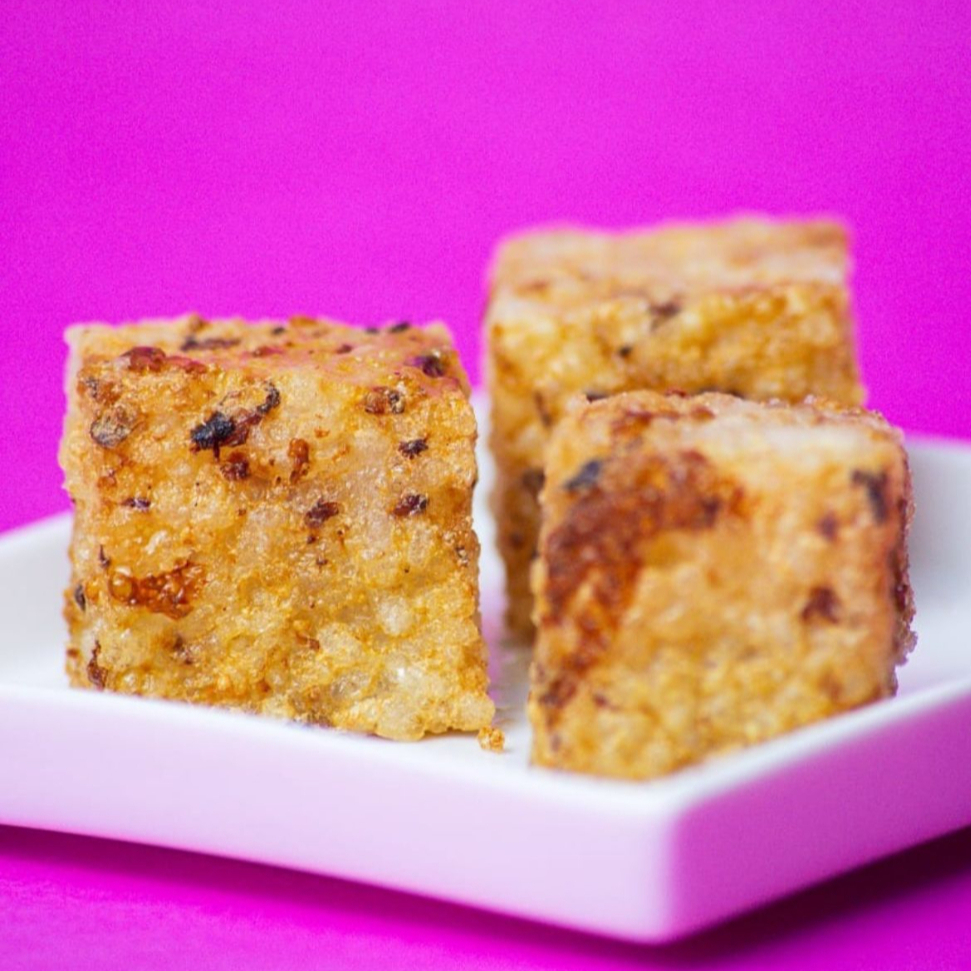 Dadinho de Tapioca de Queijo Coalho. Porções com 15 unidades. Assados no forno, incrível!