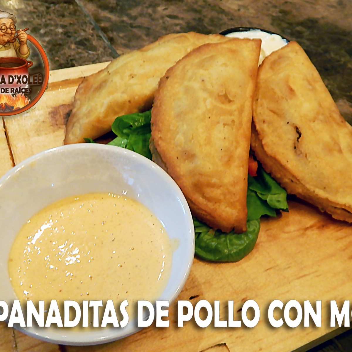 Empanaditas de Pollo con Mole