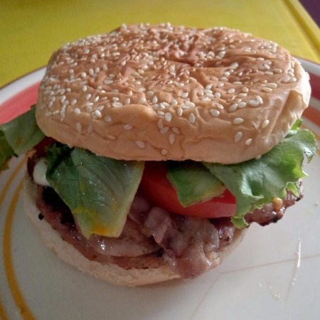 Hamburguesa Hawaiana.