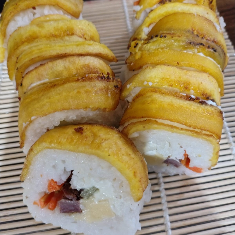 BANANA ROLL