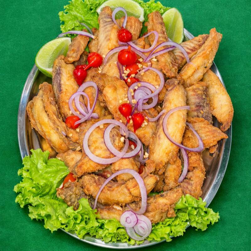 Nosso carro-chefe! Filés empanados e fritos com tempero caseiro. Crocantes, sequinho....