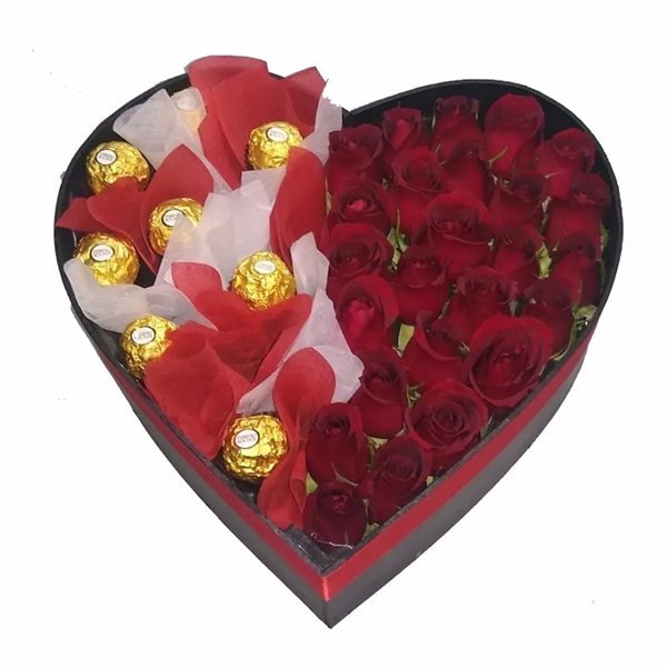 Corazón de Rosas y Chocolates FERRERO
