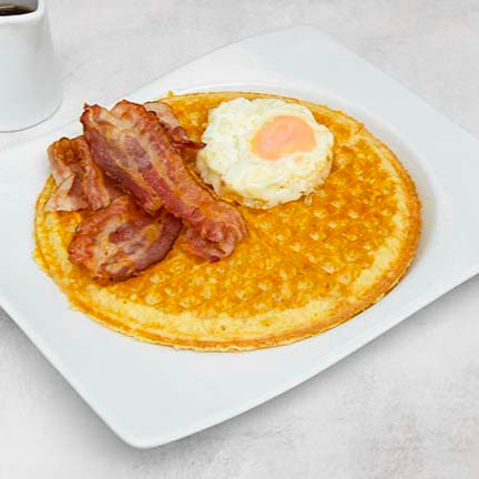 Waffle con Tocino y Syrup o Miel de Abeja (1 pza)
