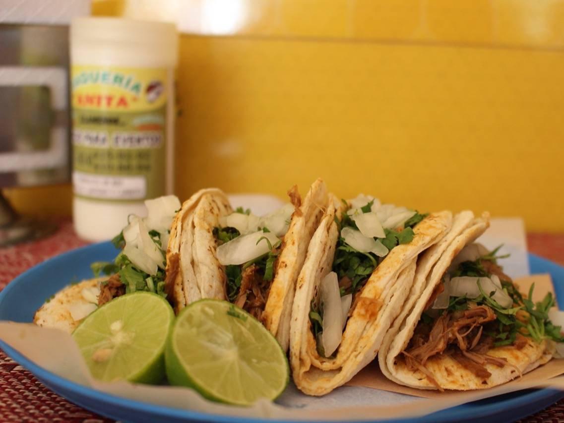 4 Tacos De Machito