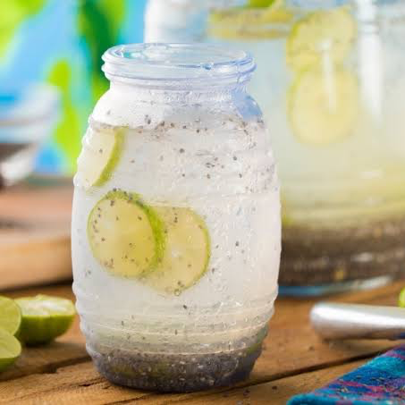 Agua de Limon con Chia