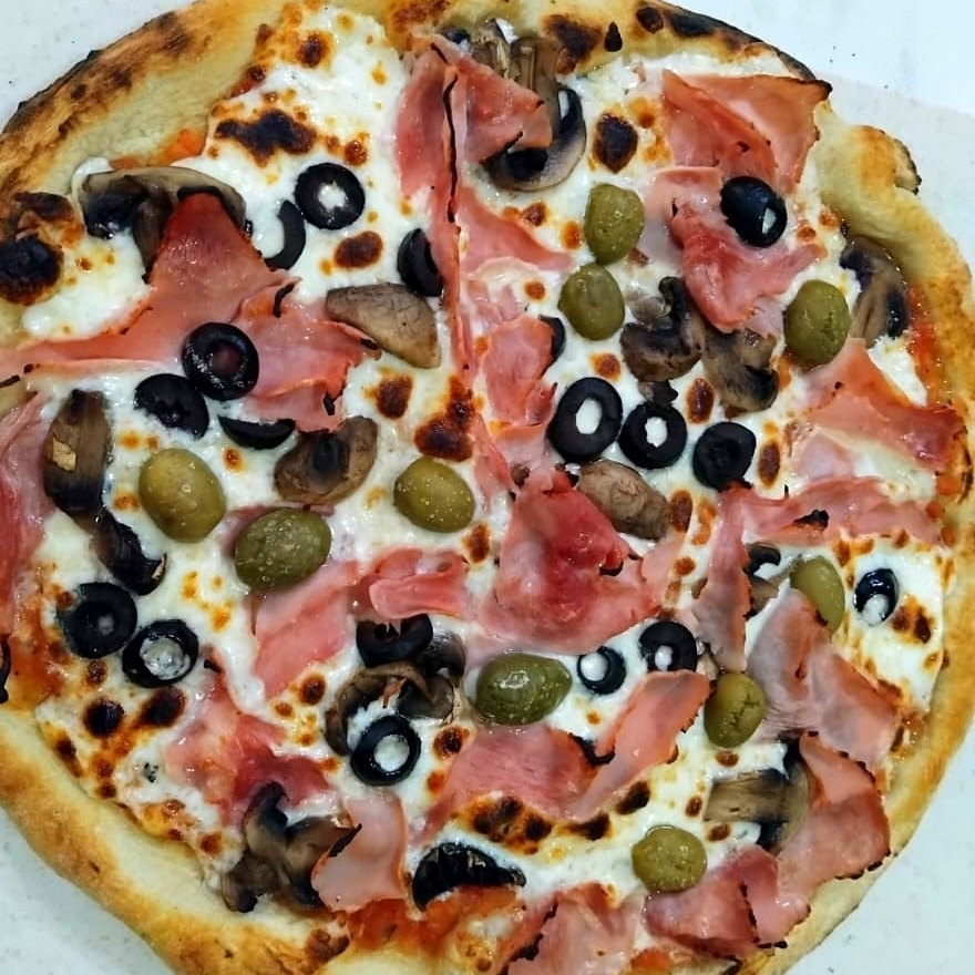 Pizza Caprichosa