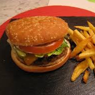 Hamburguesa Sencilla con Papas