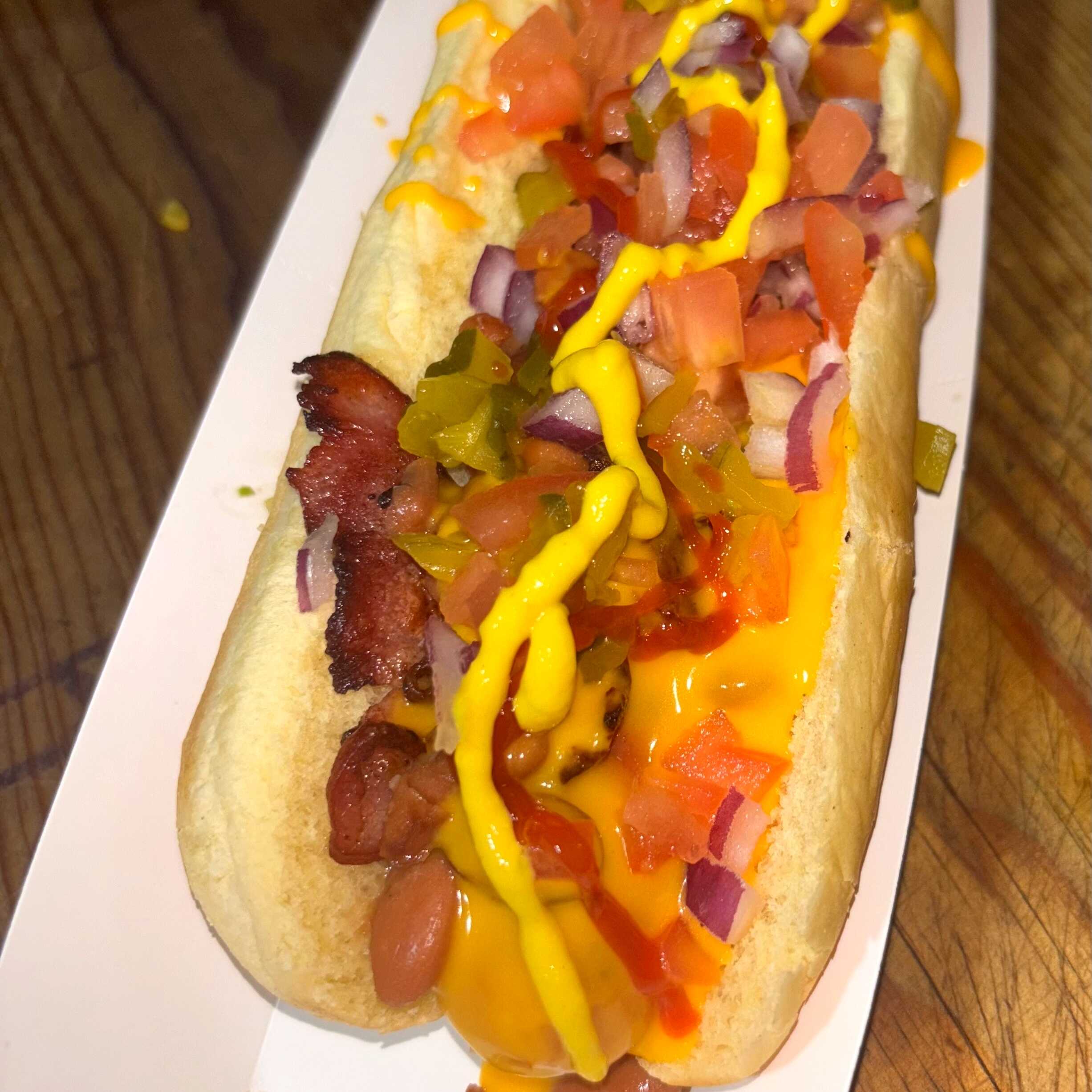 Hotdog Grande con Tocino