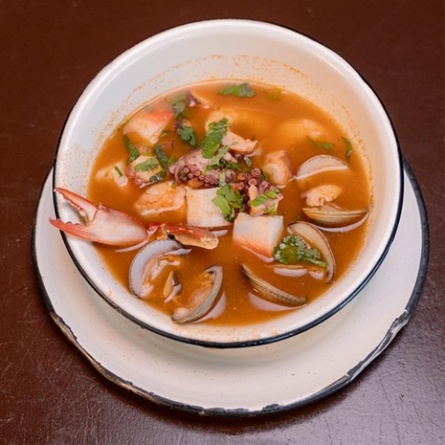 SOPA DE MARISCOS