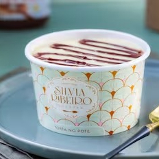 Bolo de chocolate molhadinho com brigadeiro de Ninho e Nutella. Obs. 1: não alteramos nenhum produto ou retiramos/adicionamos ingrediente. Obs. 2: produto de consumo imediato. Obs. 3: alguns produtos podem vir com vencimento do mesmo Dia.