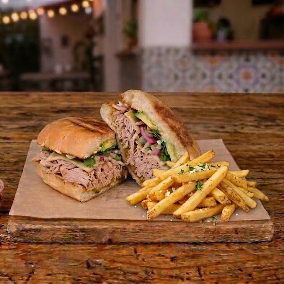 Torta Lomo Natural con Papas