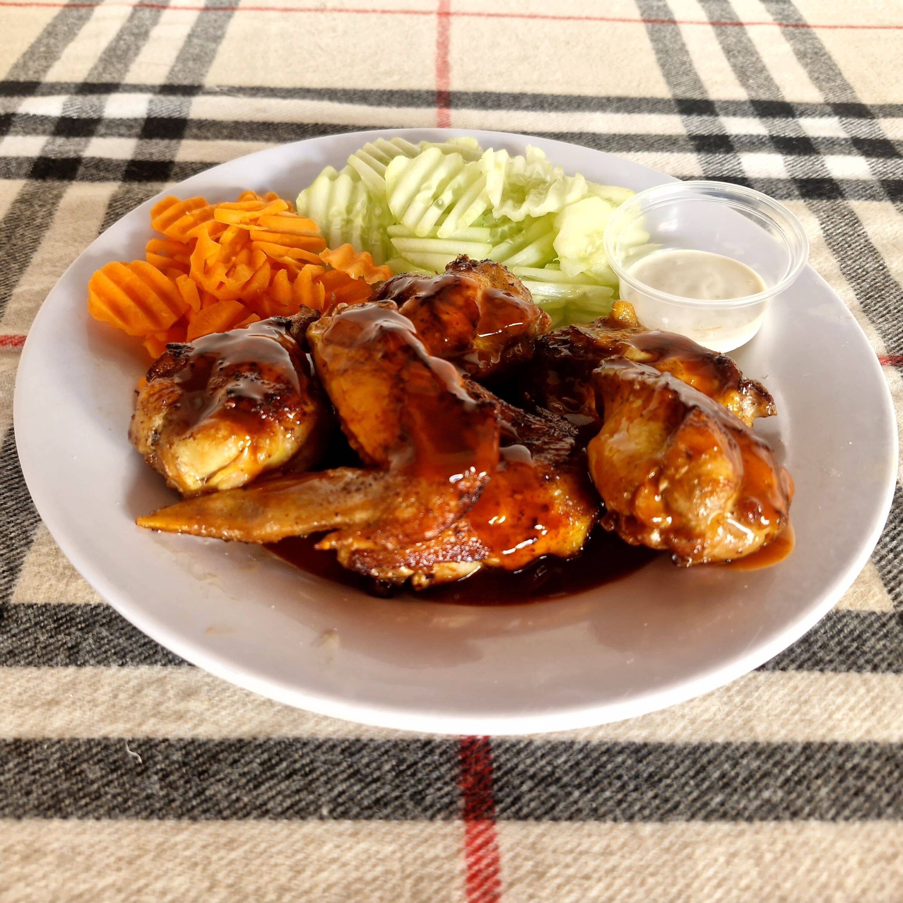 Alitas Salsa Maggy