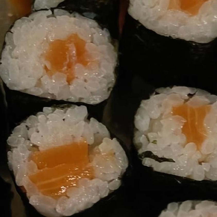 Mini Maki Alga Nori con Salmon