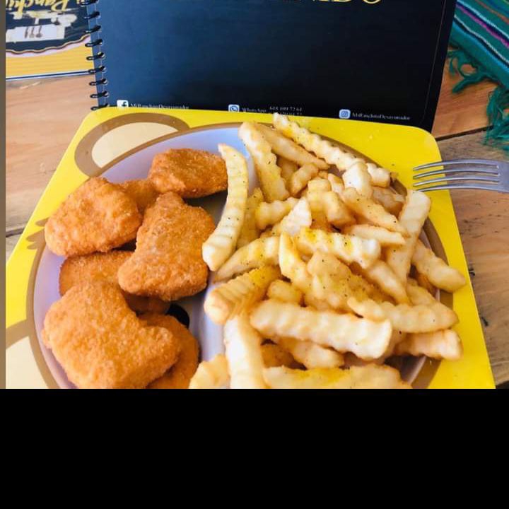 Nuggets con papas