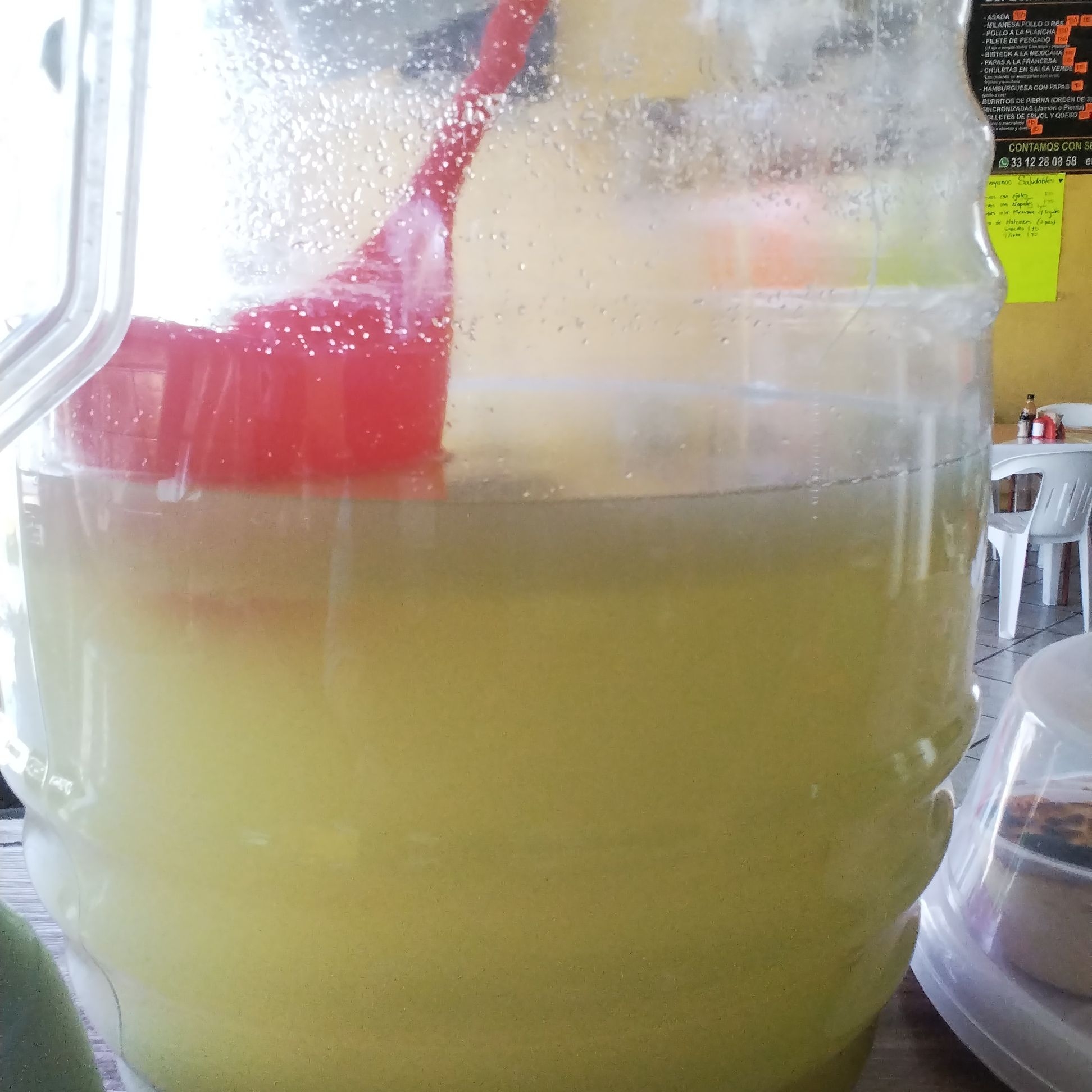 Agua fresca piña 1Lt