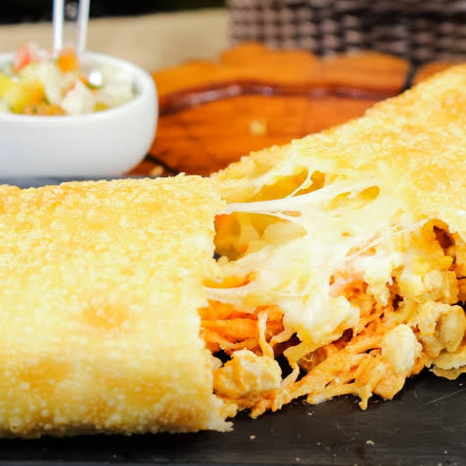 Sabor frango e mussarela . Irresistível !