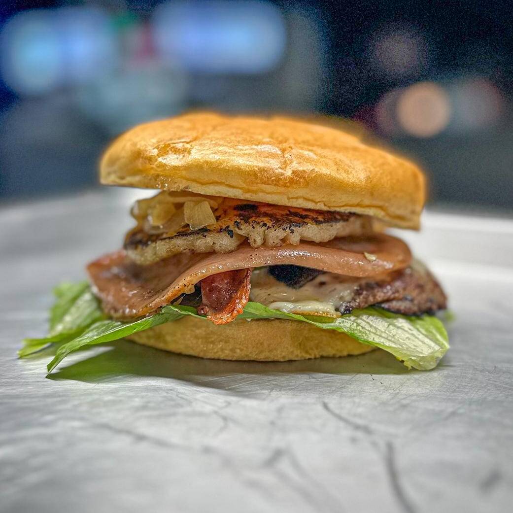 Hamburguesa Mastang con Piña