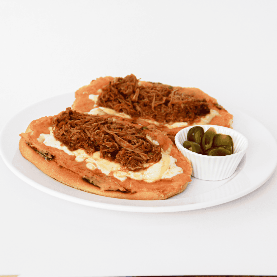 Mollete con Carne