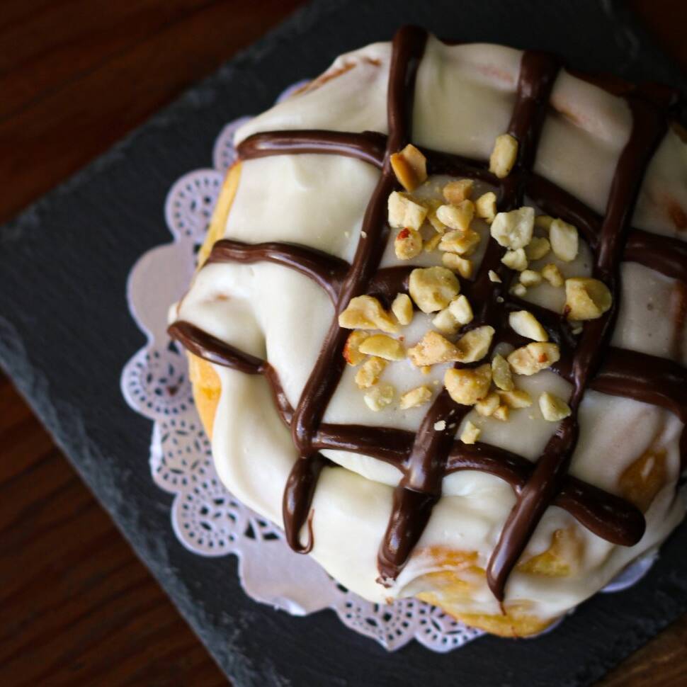 ROL DE CANELA CON NUTELLA