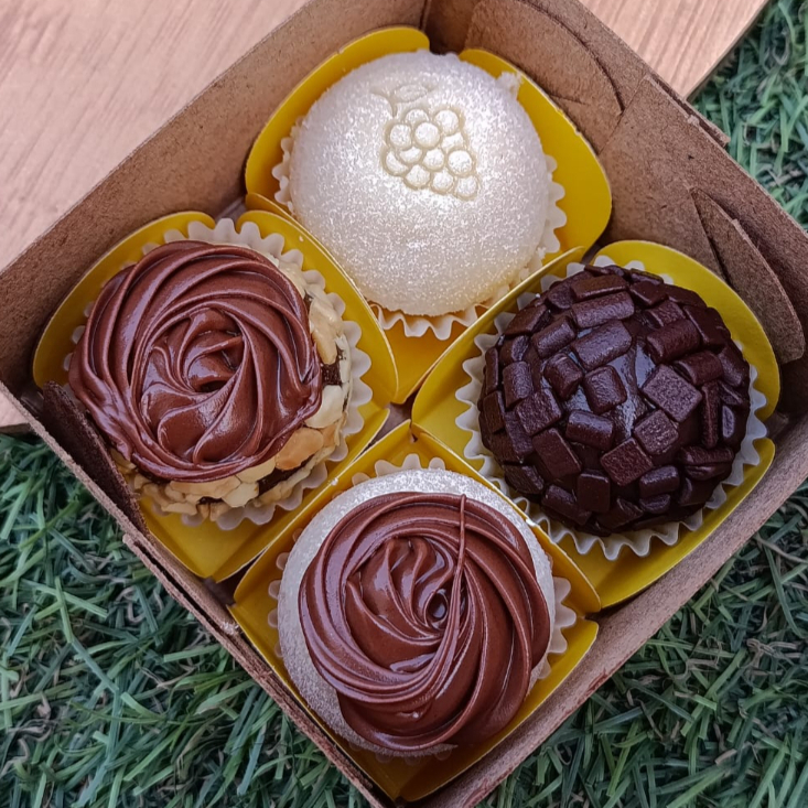 Nossos deliciosos docinhos de vários sabores pra você escolher os seus preferidos ️