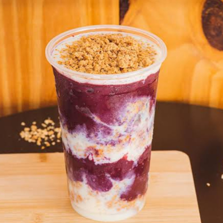 2 deliciosos açaí de 300ml com Paçoca e leite condensado