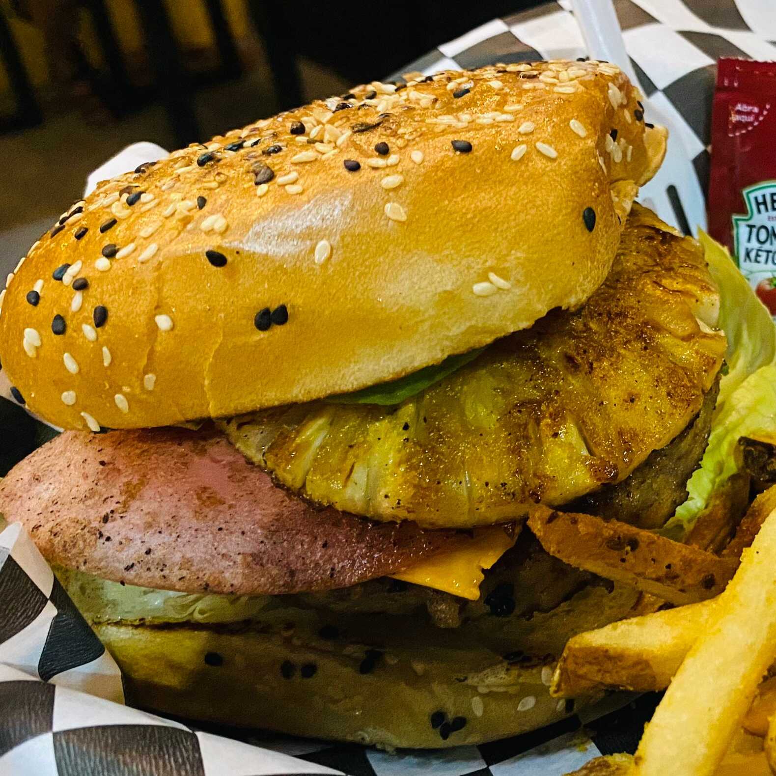 Hamburguesa Hawaiana