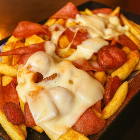 Salchipapa
